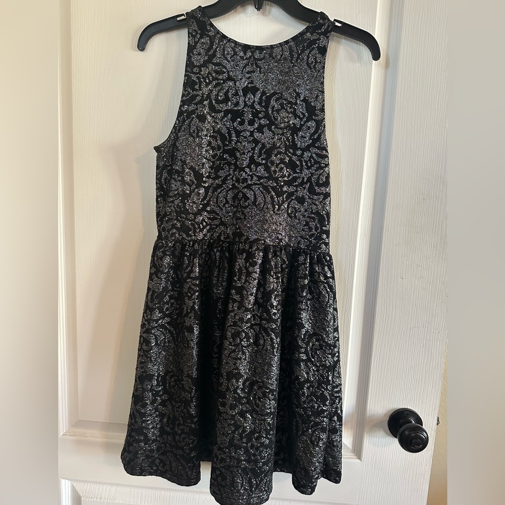2/$30 Frenchi Black and Metallic Silver Midi Dress Size M - Picture 3 of 3